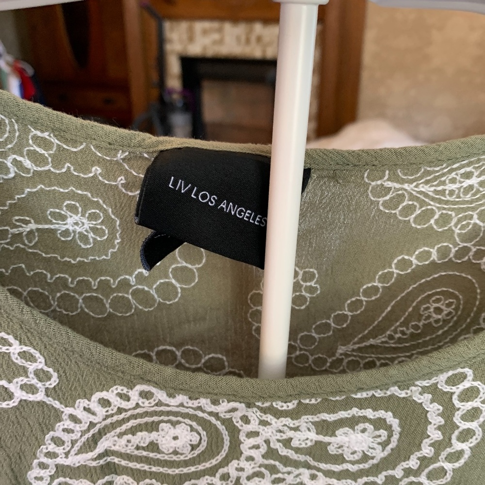 Liv Los Angeles green rayon embroidered top. Worn about 5x. 88 retail